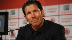 Simeone-dirigio-aficion-concentrada-Neptuno_TINVID20130518_0024_3